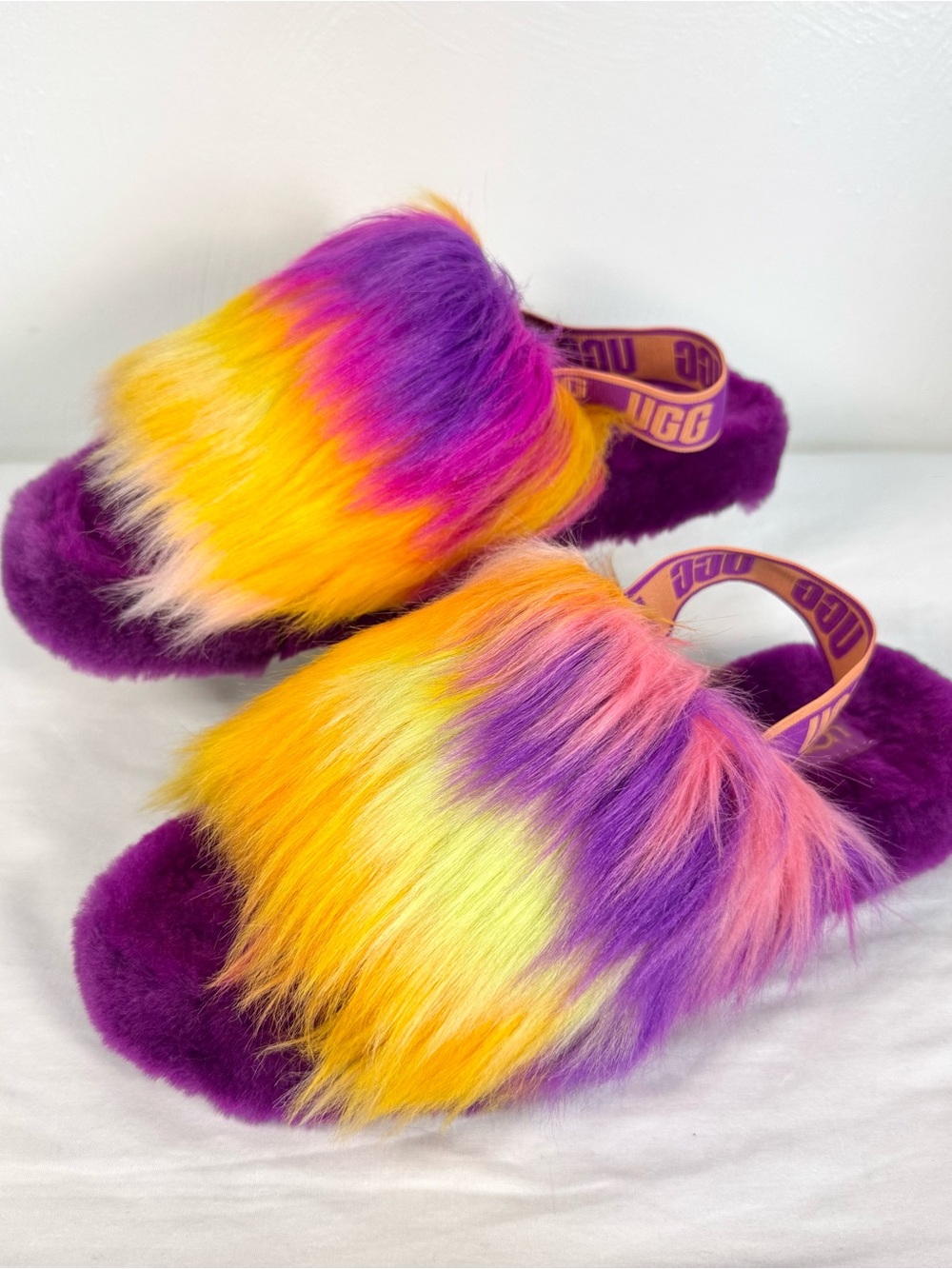 UGG Fluff Yeah Slide Tie Dye Sandals Women's 6 Berrylicious Lounge Cozy Boho